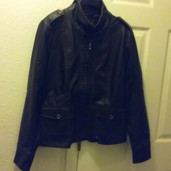 Ladies Faux leather Jacket - Picture 1 of 4